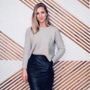 Meet your Posher, Cortney